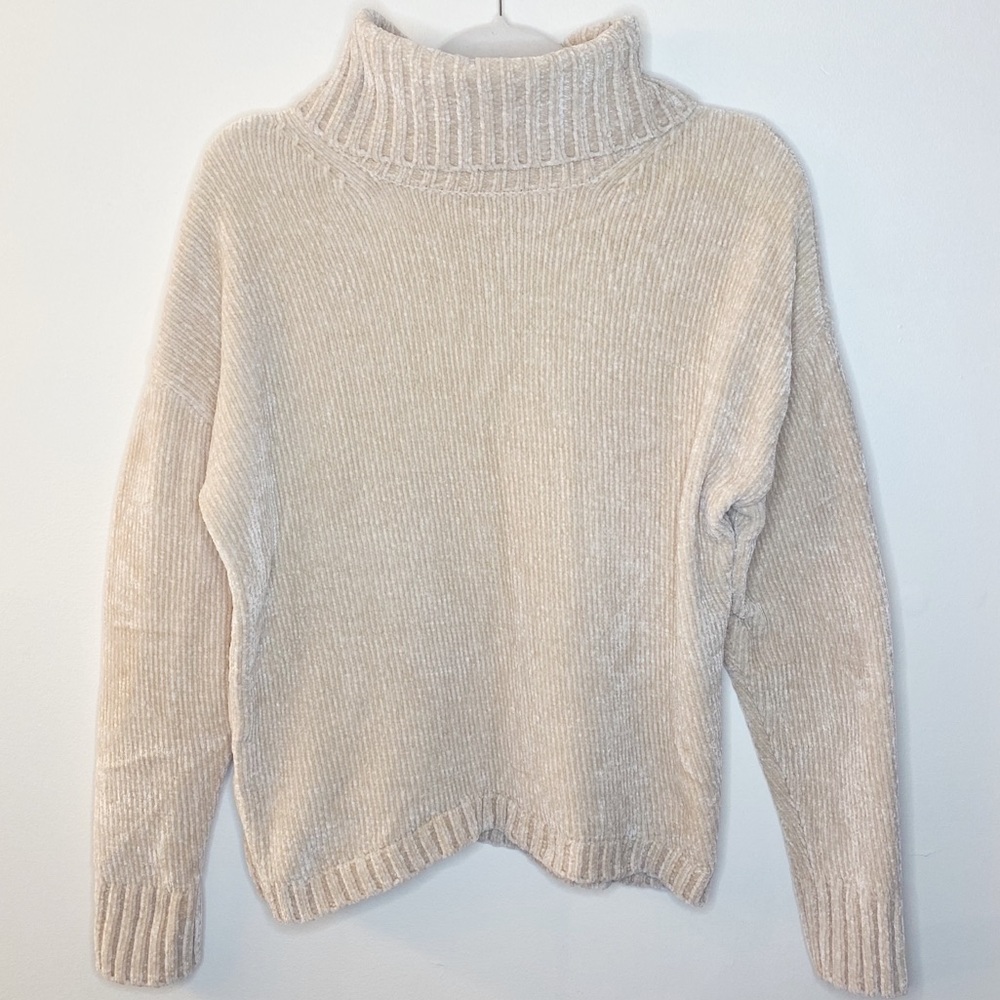 Forever 21 Turtleneck Sweater